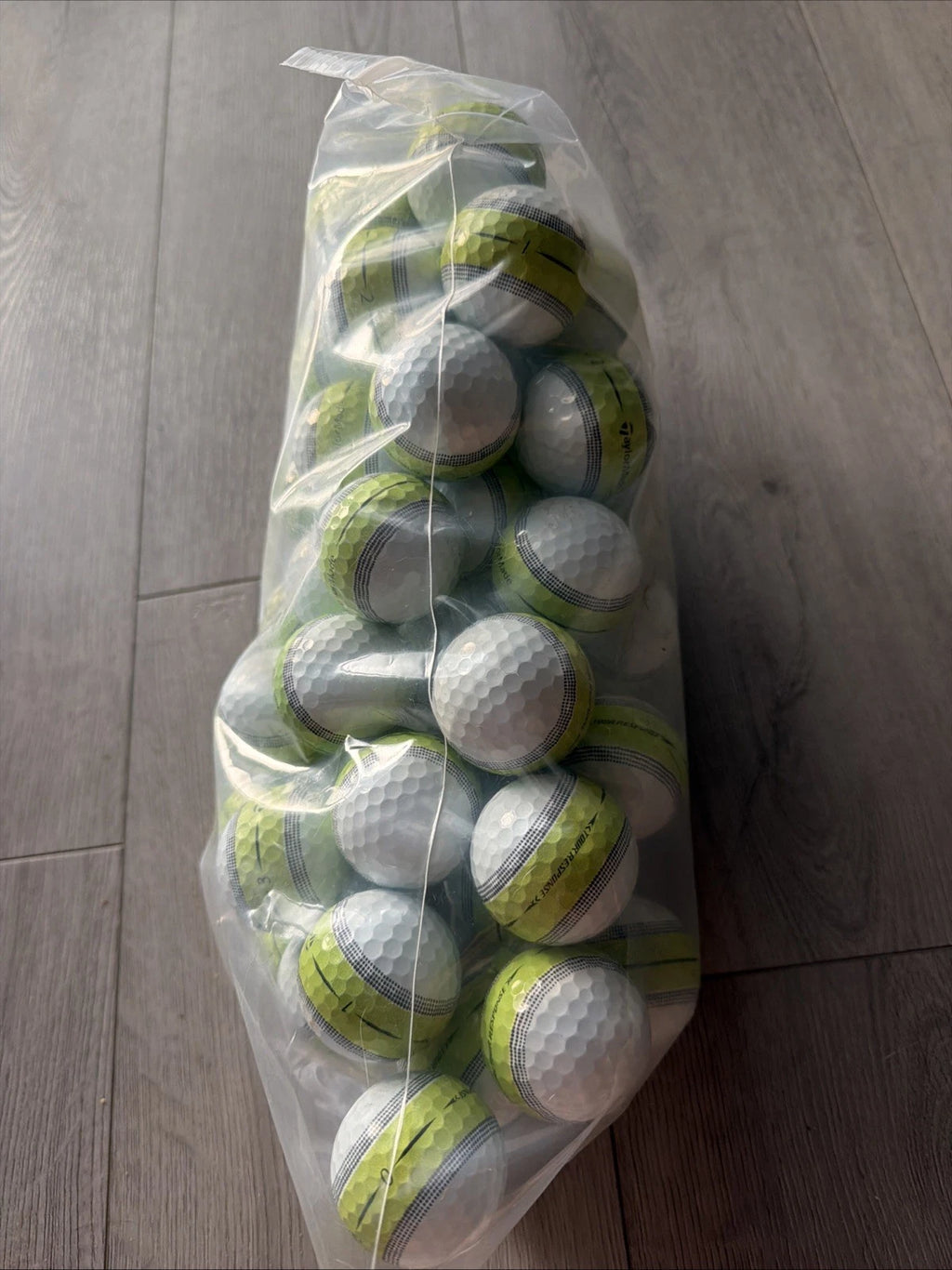 60 TaylorMade Tour Response Stripe AAA Golf Balls