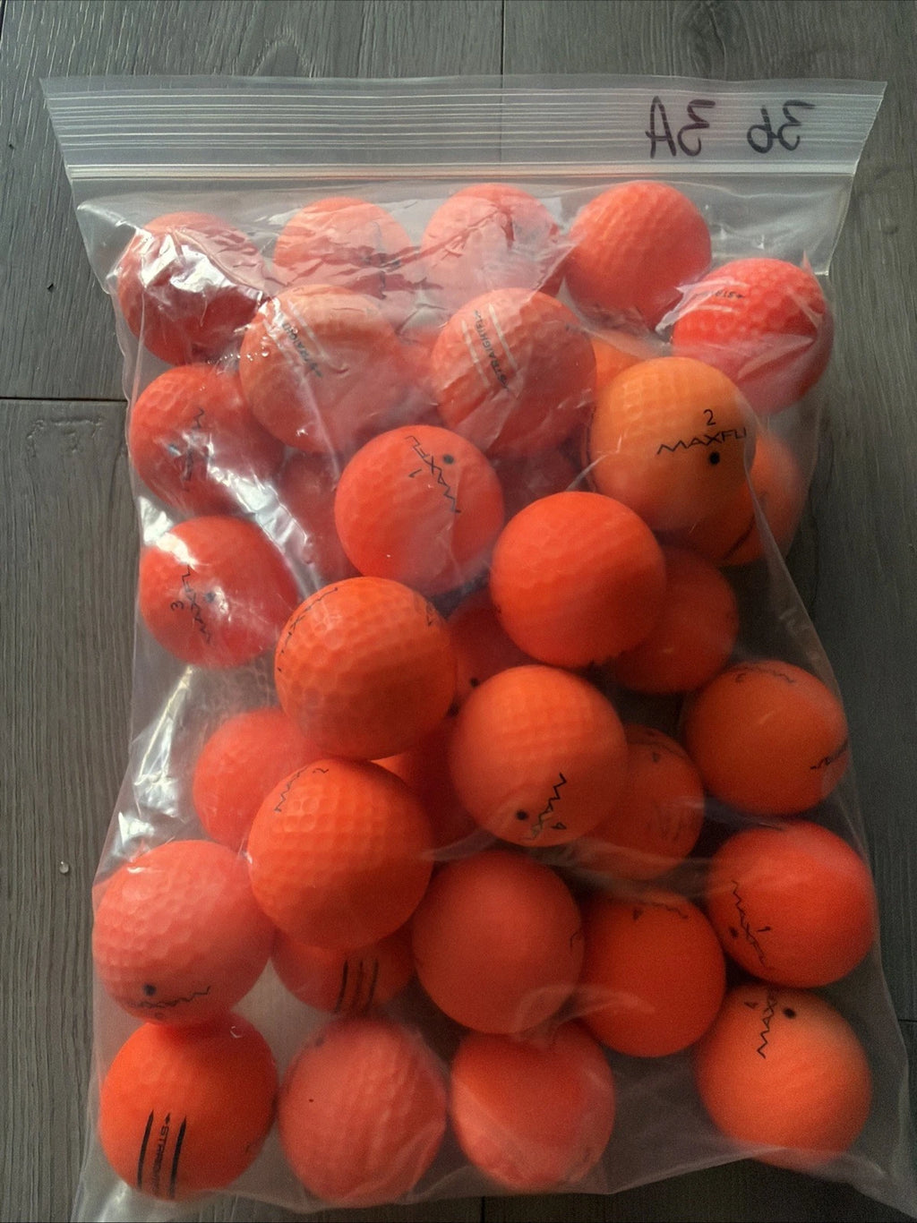 36 Maxfli StraightFli Orange Golf Balls AAA